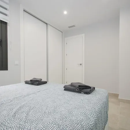 104 Luxury New - Alicante Holiday Apartment *